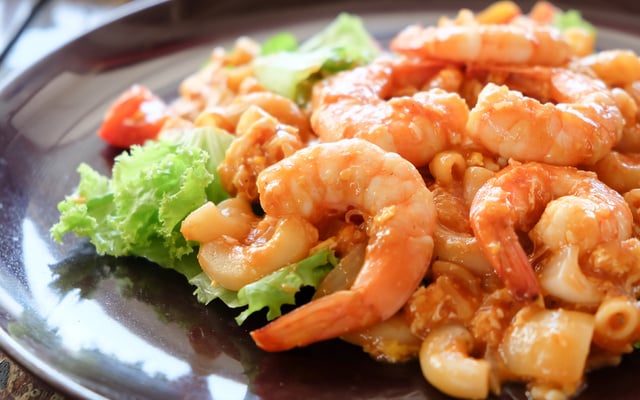 Macarronada de camarão