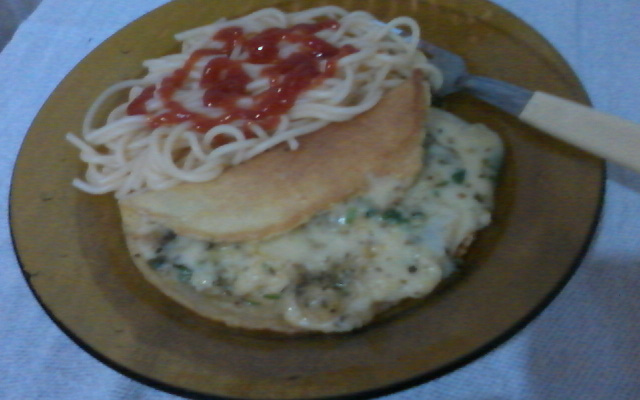 Omelete com muçarela