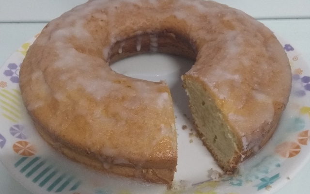 Bolo de leite de coco de liquidificador