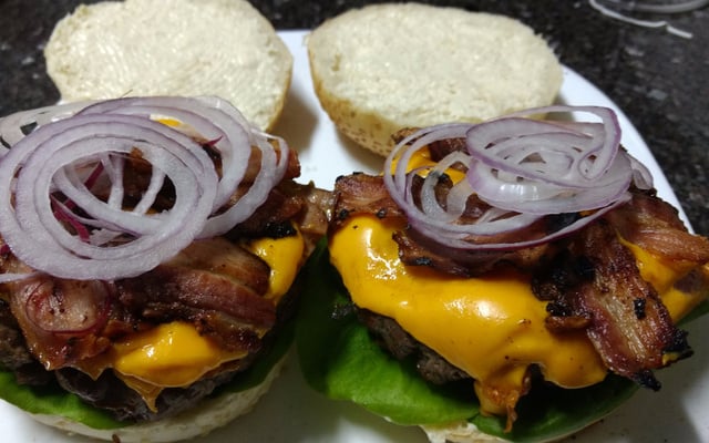 Hambúrguer de alcatra do Marcão