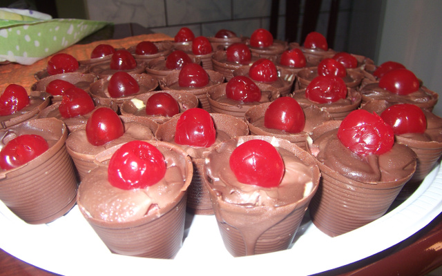 Copinho surpresa de chocolate