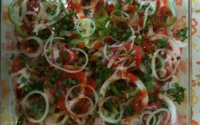 Cação ao leite de coco e alho-poró