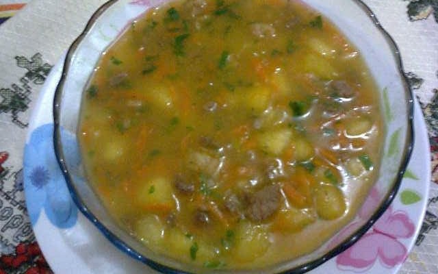 Sopa completa de mandioca