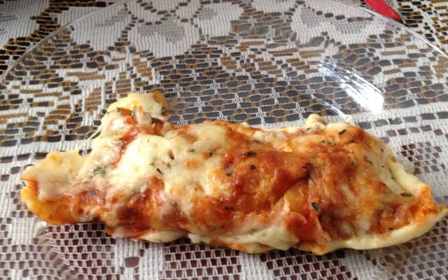 Panqueca de presunto e mussarela