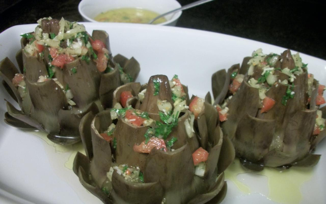 Alcachofra com molho