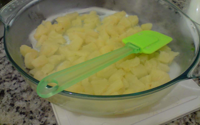 Geladinho de abacaxi da Gaby