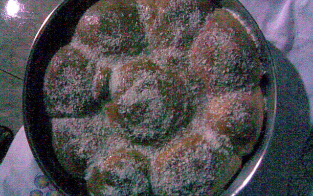 Rosca doce de leite condensado com goiabada