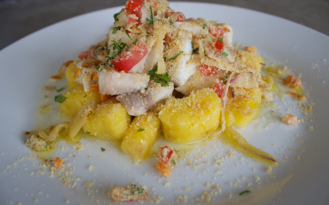 Bacalhau com nhoque de baroa