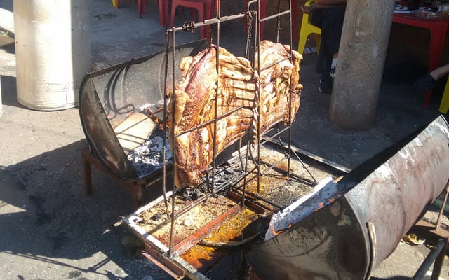 Costela no fogo de chão