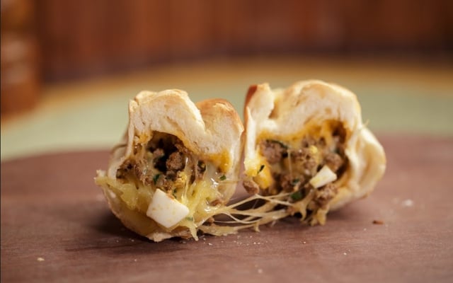 Buraco quente (sanduíche de carne moída)