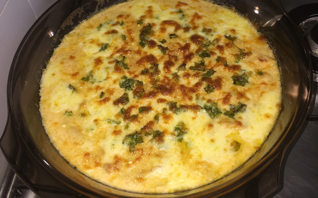 Frango cremoso com alho poró