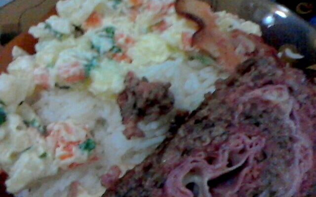 Rocambole de carne simples