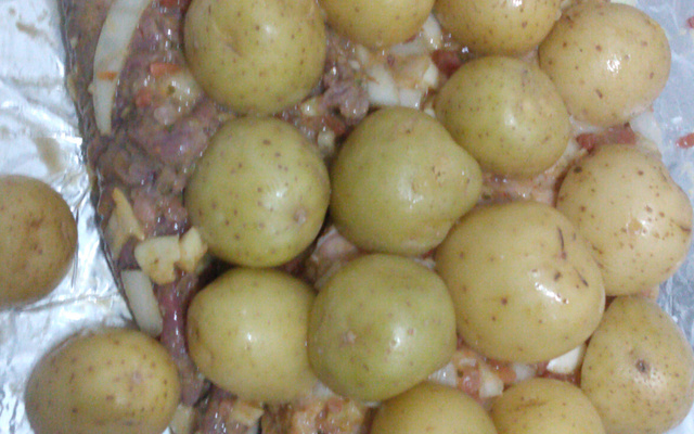 Costela no papel alumínio com cebola