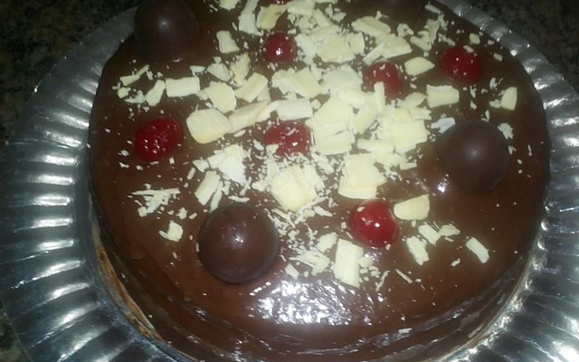Bolo de chocolate com Bombom