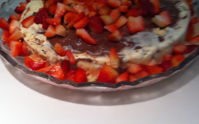 Torta de suspiro e sorvete