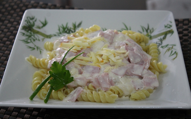 Macarrão à romanesca da Vivi