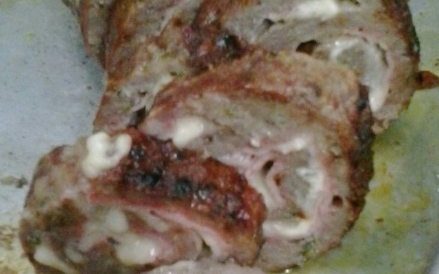 Rocambole de carne moída