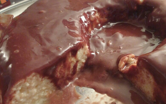 Pudim de leite em pó com ganache de creme de avelã