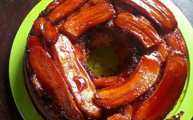 Bolo simples de banana