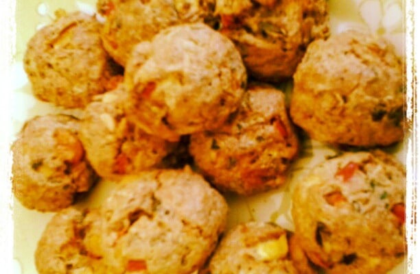 Bolinho integral assado de grão-de- bico