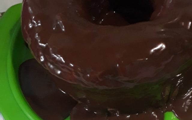 Calda de chocolate para bolo de cenoura