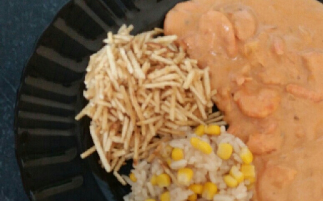 Estrogonofe de camarão