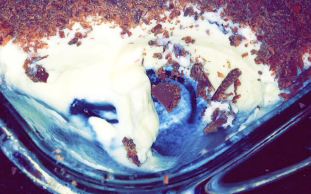 Pavê de liquidificador com diamante negro e sorvete de creme