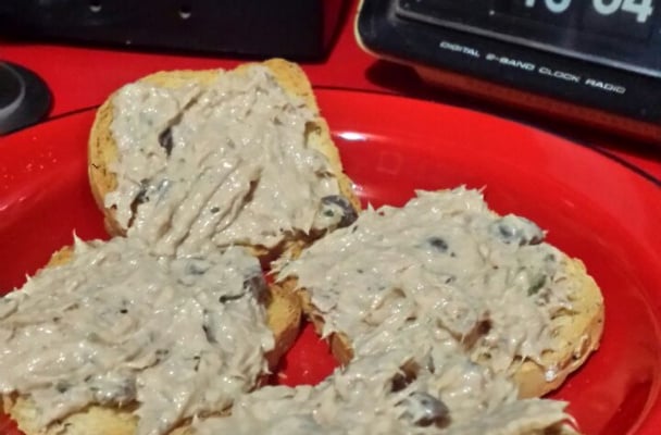 Patê de atum com azeitonas