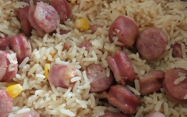 Arroz com linguiça