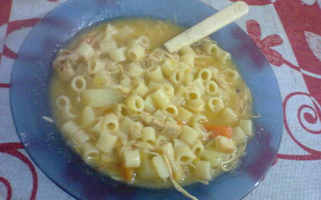 Sopa de carne com legumes da Di