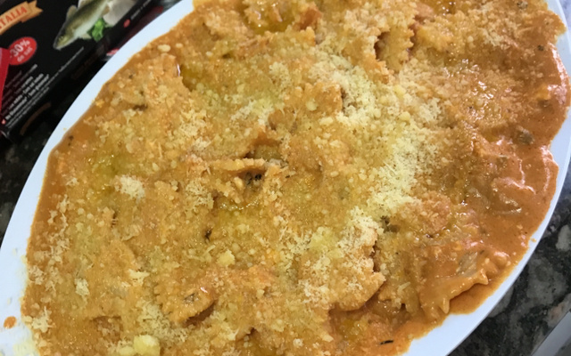 Macarrão ao molho de gorgonzola