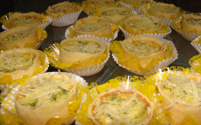 Mini tortinhas de alho poró