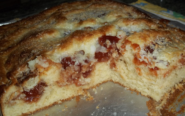 Bolo de goiabada e coco