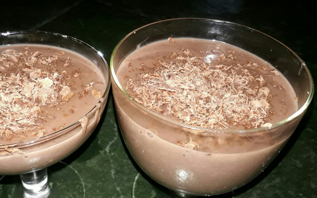 Sobremesa tipo Chandelli