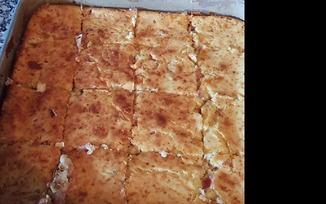 Torta fácil presunto e queijo no liquidificador