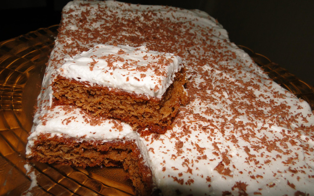 Bolo de melado com mel