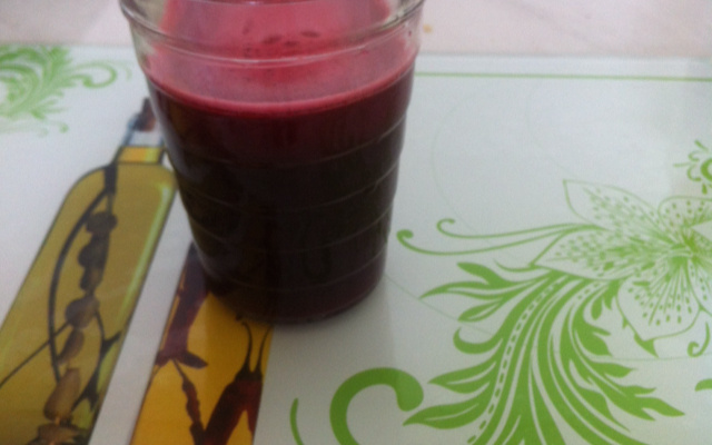 Suco de beterraba com laranja