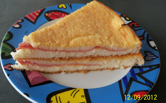 Torta de arroz com presunto e mussarela