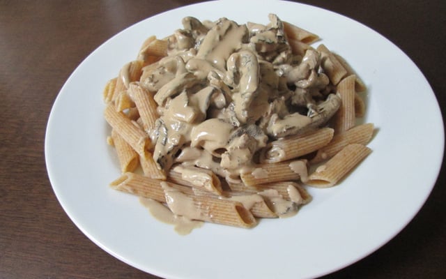 Macarrão com molho funghi secci