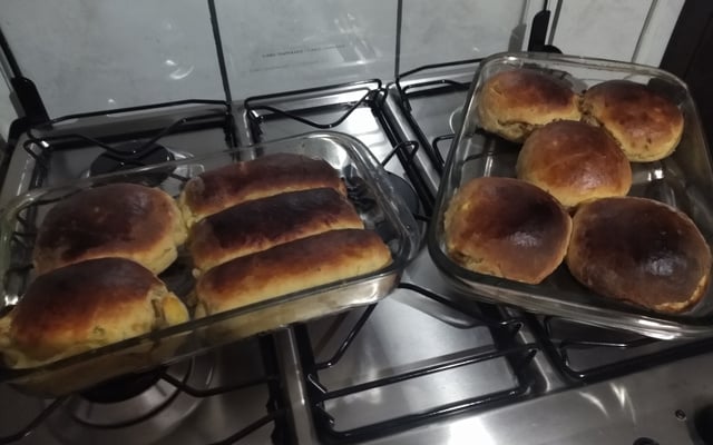 Pão de aipim recheado