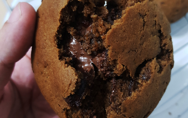 Cookie recheado com nutella