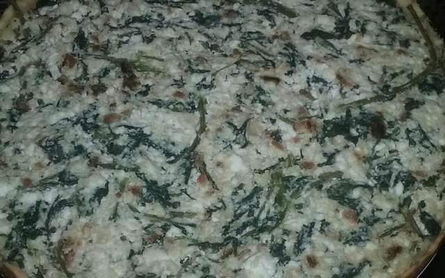Quiche fácil de espinafre com ricota