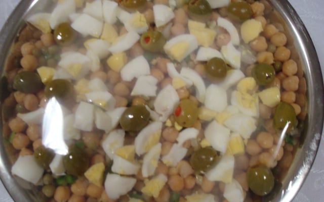 Salada de grão-de-bico