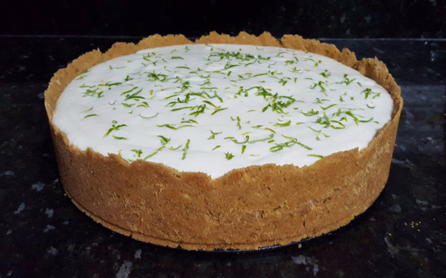 Torta mousse de limão