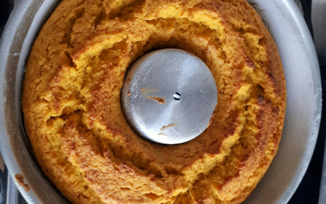 Bolo de cenoura sem óleo