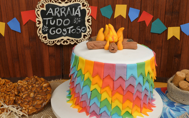Bolo de Festa Junina