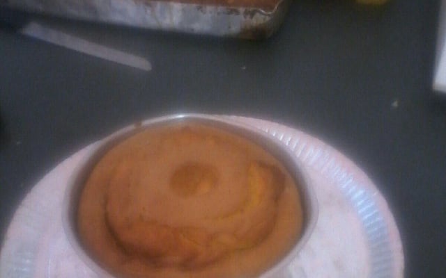 Bolo de fubá com erva doce