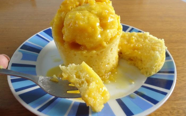 Bolo de caneca sabor maracujá de micro-ondas