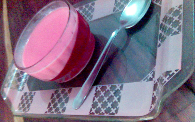 Gelatina com creme rosado