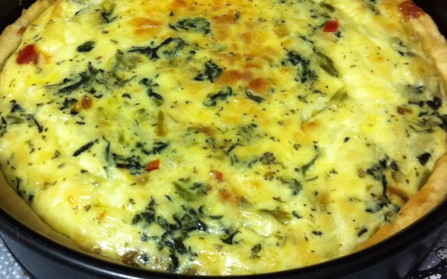 Quiche de espinafre e mussarela